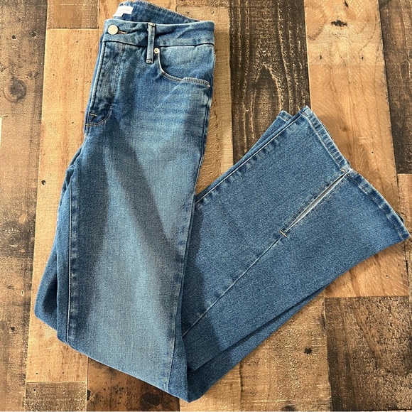NWT Good American Good Legs Indigo Flare Jean Size 2 - Picture 3 of 7